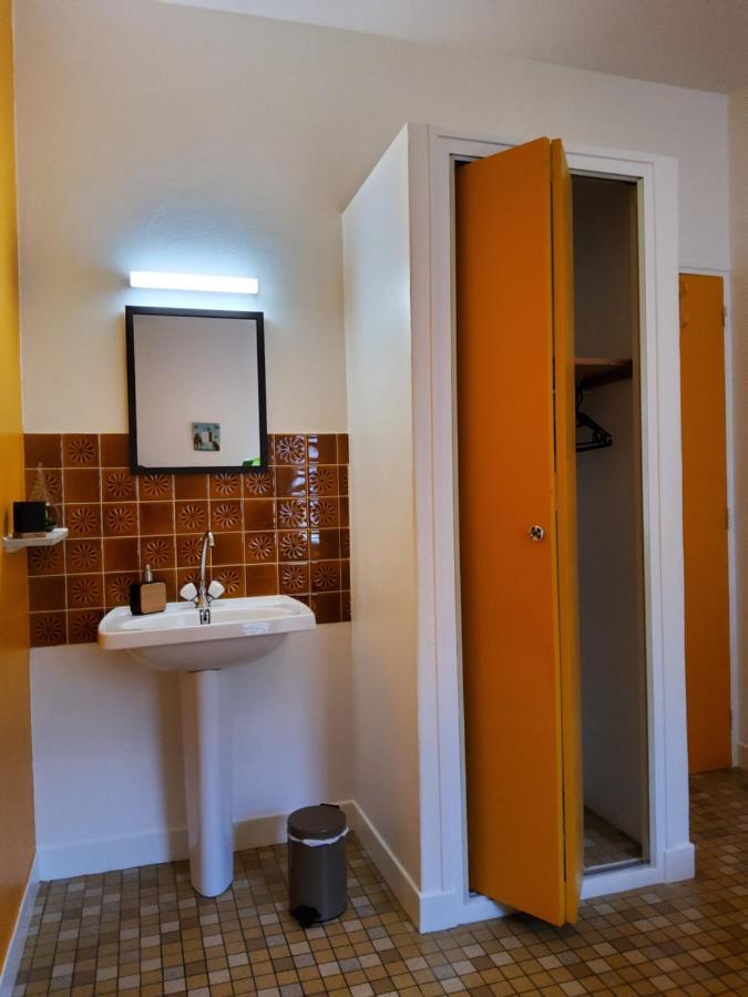 Chez Jollyjune, A Moins D'Une Heure Du Mont Saint Michel Champeaux Eksteriør bilde